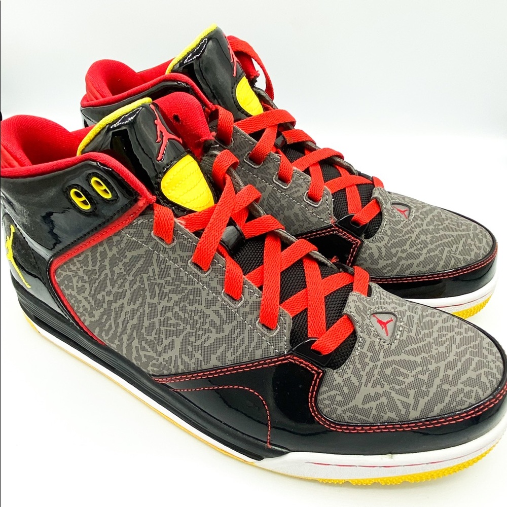 ❌Sold❌ Jordan Flight Origin Cement Grey/Gym Red Sneakers Size 9.5 Men’s